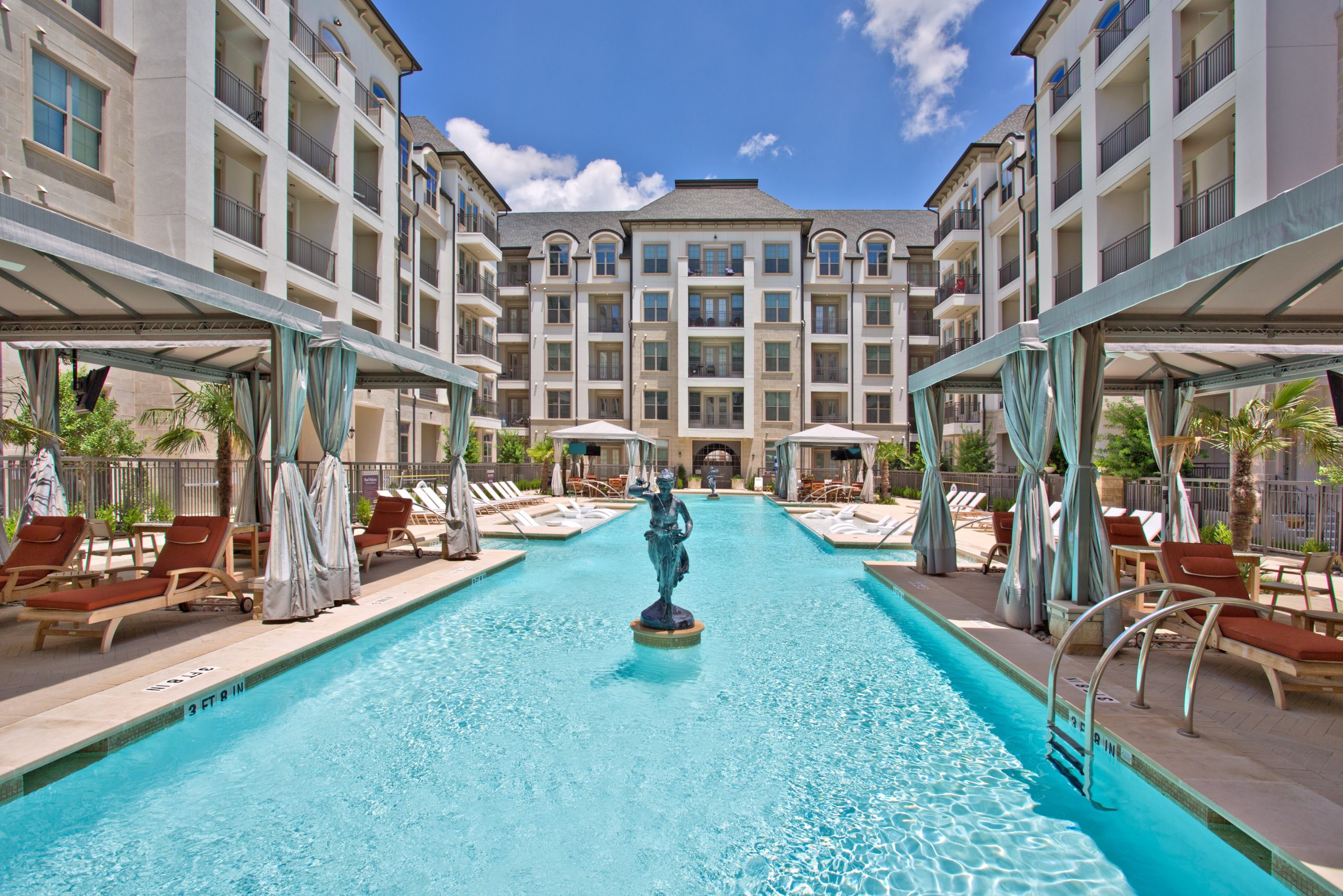 Institutional Property Advisors Completes Luxury Multifamily Asset Sale 